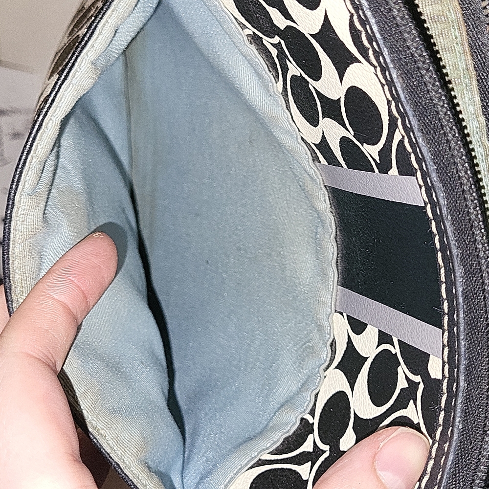 Coach leather crossbody tri color bag in black, gray, white, EUC - Picture 5 of 7